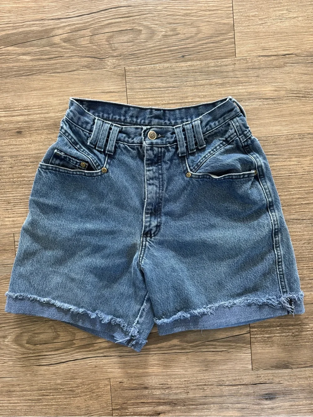 RARE Zena 1990’s High-Waist Vintage Denim Shorts  Size 10